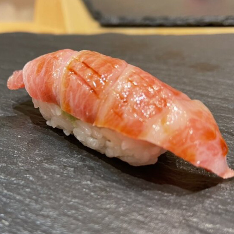 大トロ(きく鮨　別邸)