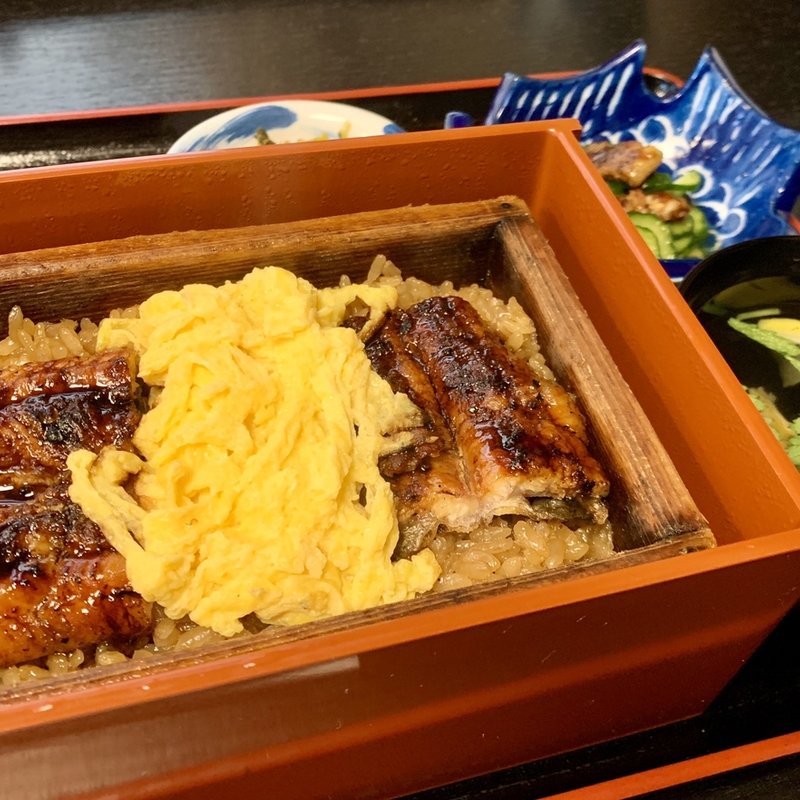 鰻せいろむし(肝吸付)(うなぎ料理 若松屋)