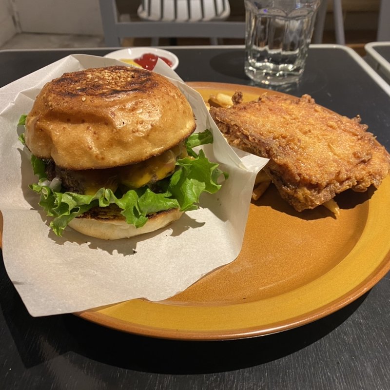 ザシングル(the double burger shop（ザダブルバーガーショップ）)