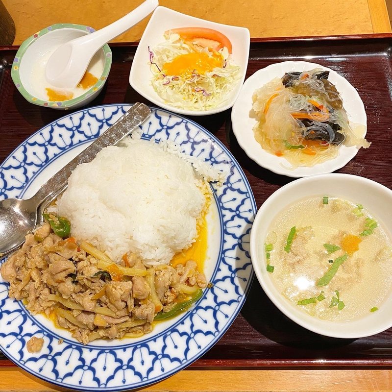 ガパオ ガイ ラーカオ(チャオタイ 銀座店)