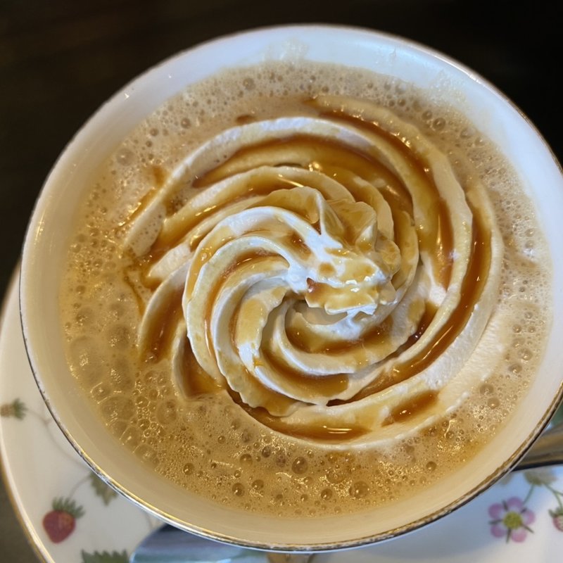 キャラメルオーレラテ(珈琲屋らんぷ 堺店)