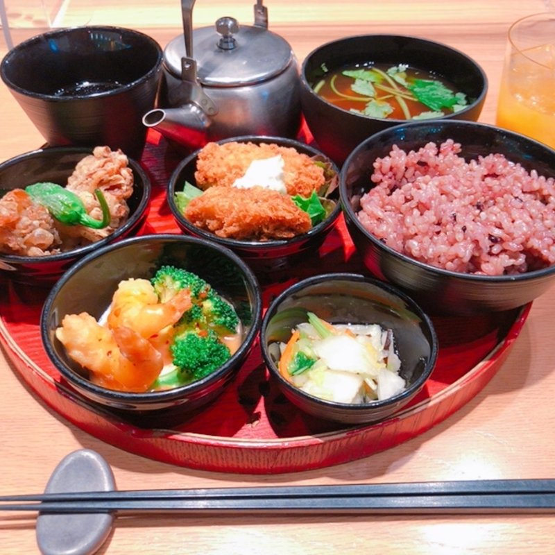 選べるおかずの至福ごはん(24/7 café apartment 梅田)