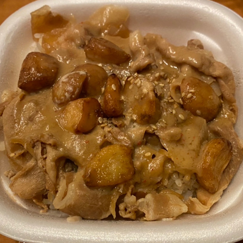 にんにくゴマだれ豚丼(すき家 枚方渚内野店 )