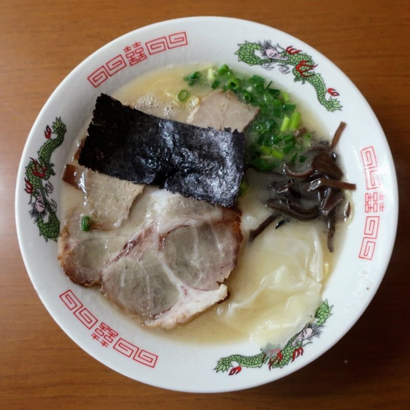 ワンタンメン(福竜軒)