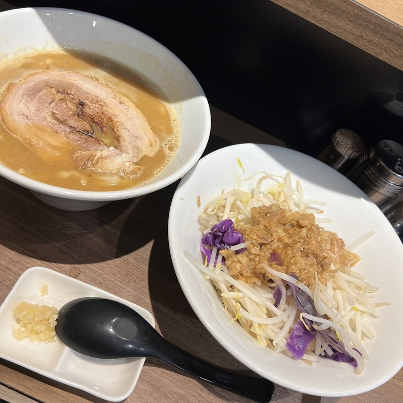 (東京スタイル鶏らーめん どみそ鶏)