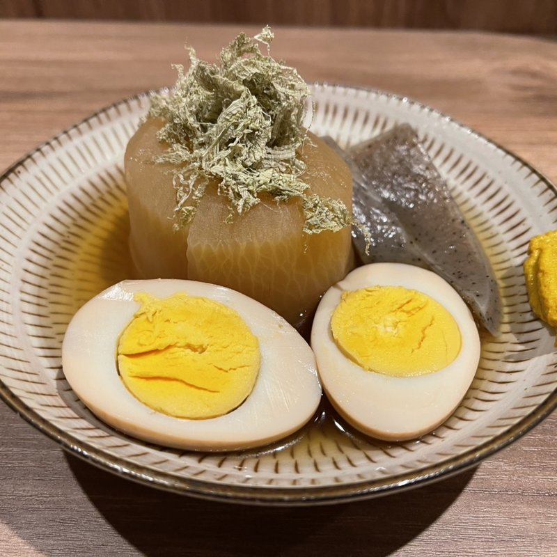 おでん（大根・たまご・こんにゃく）(おでん屋たけし　勝どき)