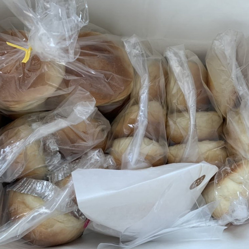 各種パン(友永 （トモナガパンヤ）)