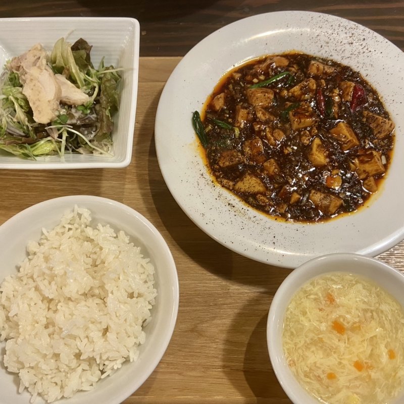 麻婆豆腐定食(杏仁坊主)