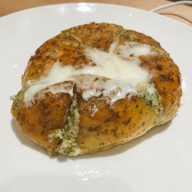 俺の罪悪パン（マヌルパン）(俺のBakery＆Cafe 東銀座歌舞伎座前)