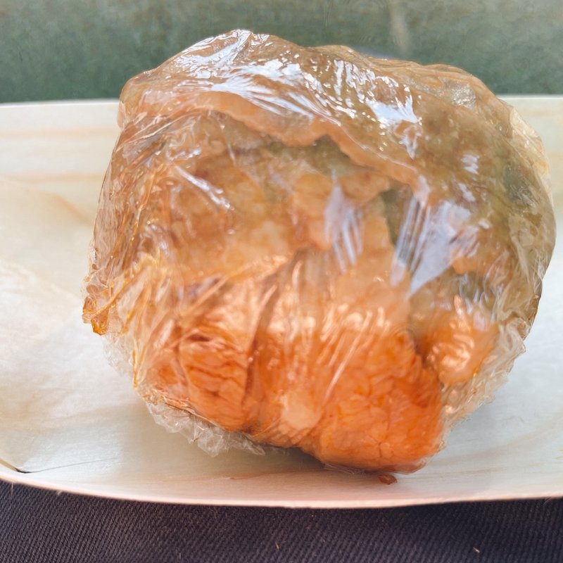 肉巻きおにぎり(ラーメン専科 竹末食堂)