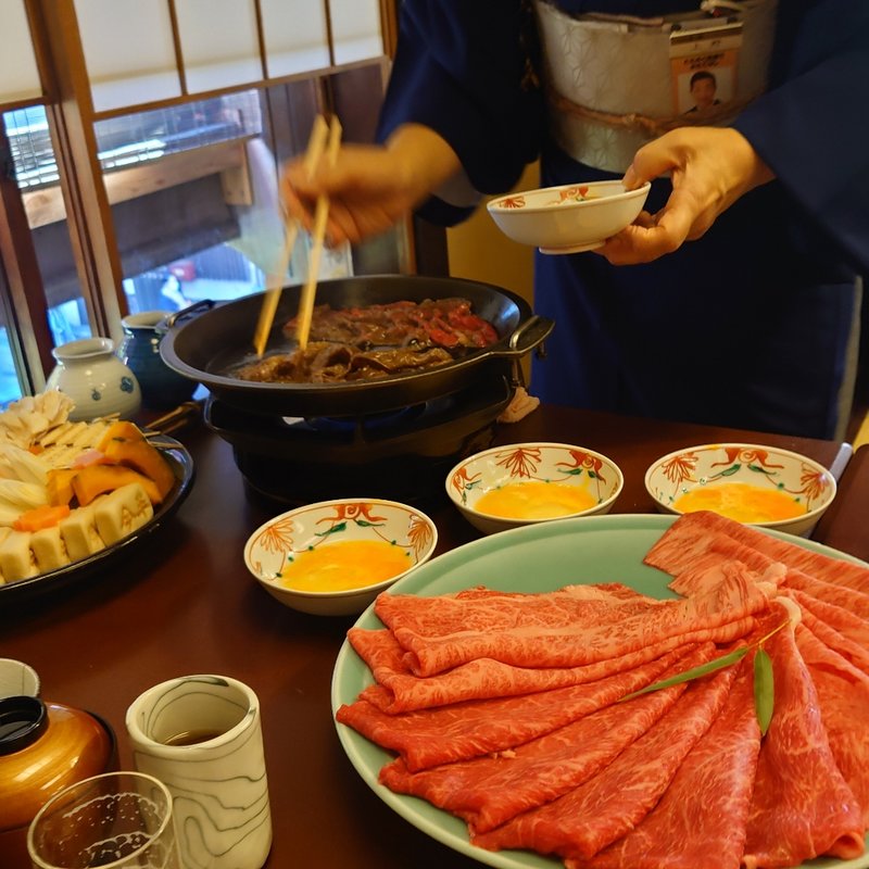 お昼のすき焼き又はしゃぶしゃぶ(人形町今半 人形町本店)