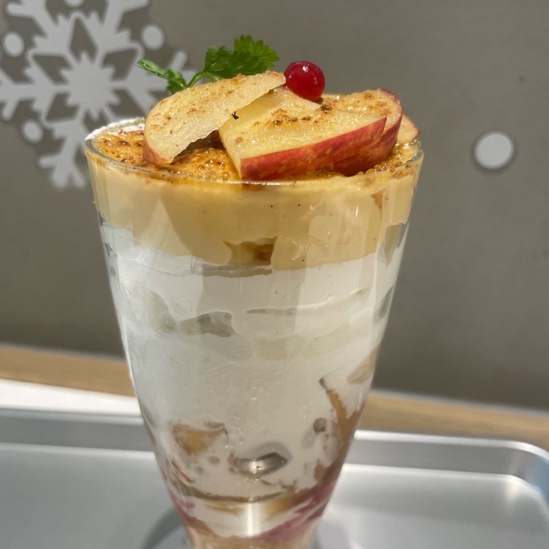 林檎ブリュレパルフェ(シルクレーム阪急三番街)