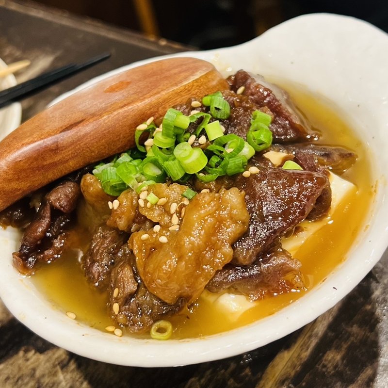 肉豆腐(もつしげ 野毛小路 )