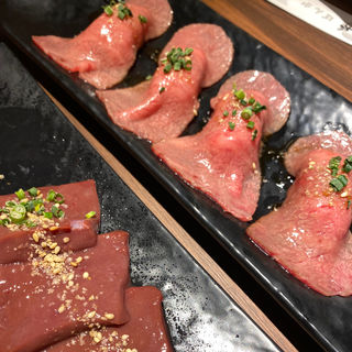 肉寿司(焼肉ぽんが 江ノ島店)