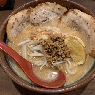 北海道味噌炙りチャーシュー麺(麺場 田所商店 白井店)