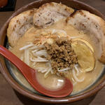 北海道味噌炙りチャーシュー麺