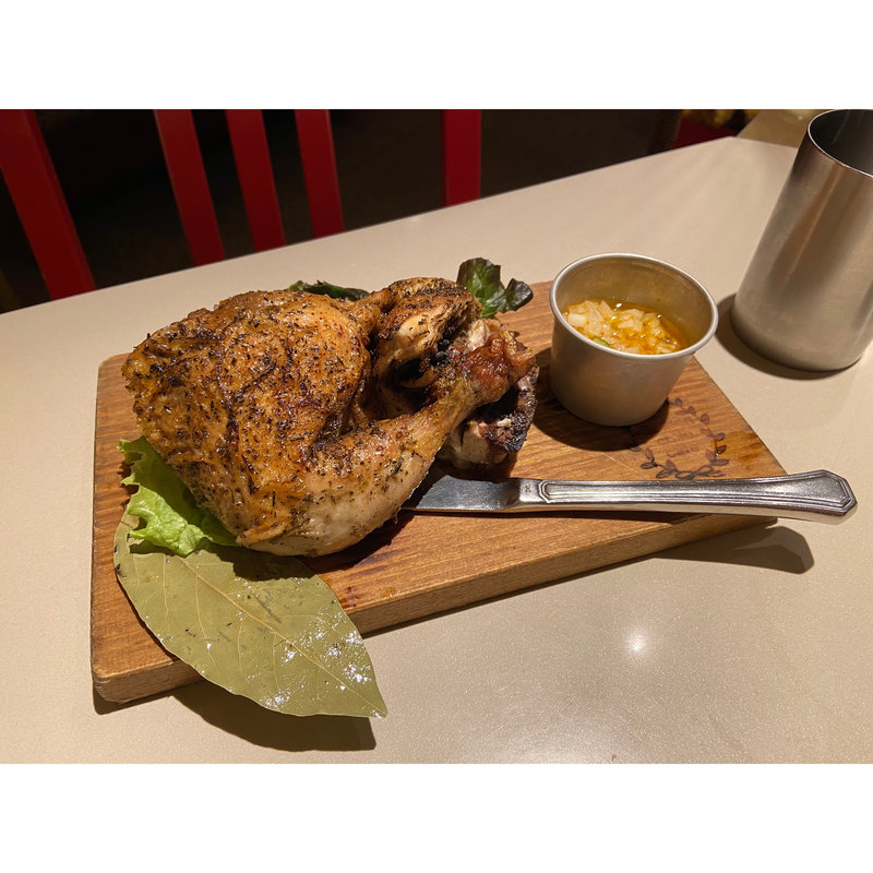 ゴールドハーブチキン(half)(ゴールデンチャイルドカフェ （Golden child cafe）)