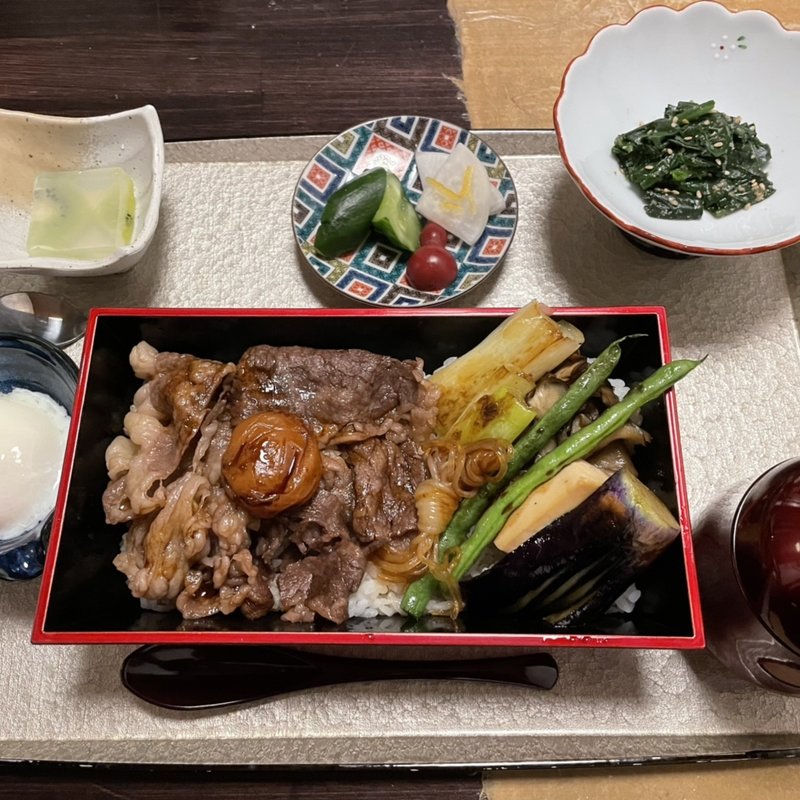 黒毛和牛 サーロイン　梅入すき焼き重（100g）(黒毛和牛　牛重　はこの和)