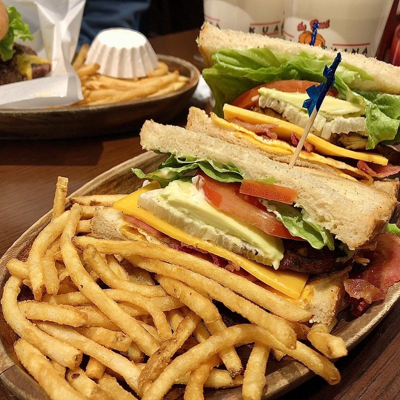 クラブハウスサンドイッチ(クアアイナ 三井アウトレットパーク木更津店 （KUA AINA）)