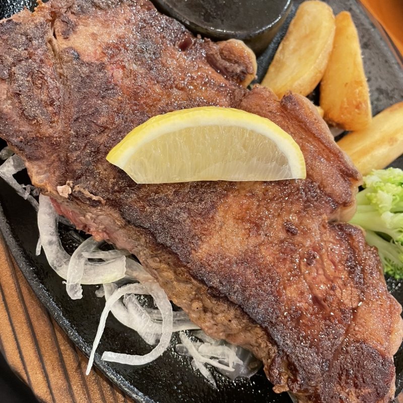 ビフテキのサーロイン　300g(ステーキのあさくま 三方原店 )