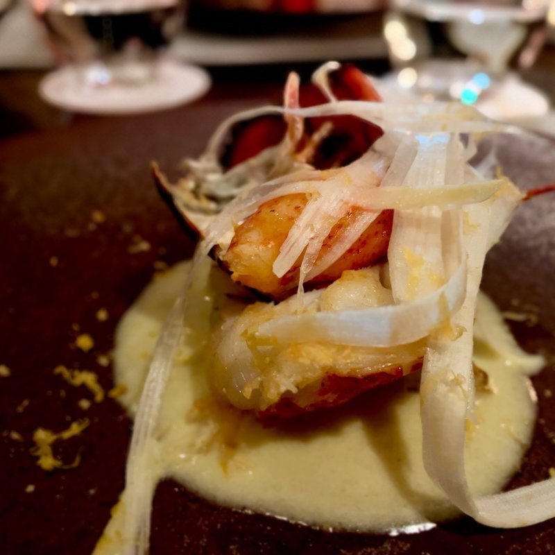 オマール海老のグリル(SCAPES THE SUITE )