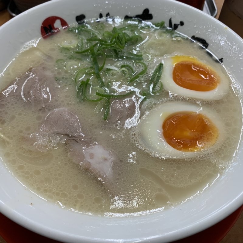 煮玉子ラーメン(長浜ナンバーワン 箱崎店 )