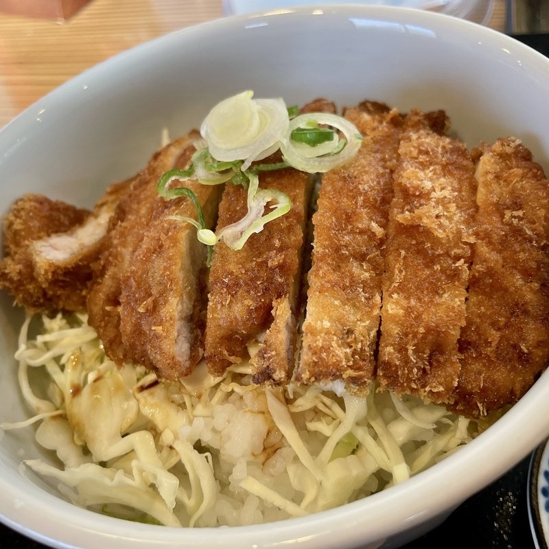 醤油かつ丼(若狭 醤油かつ丼と豚汁 厳選味覚 うまもんや)