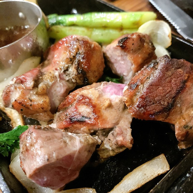 鴨肉の炭火焼き（150g）(MATOI-YA 表参道店)