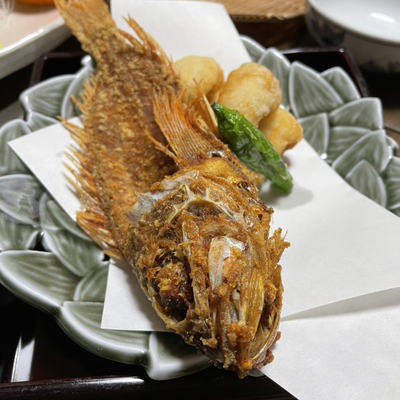 カサゴの唐揚げ(海が庭　みなとや)
