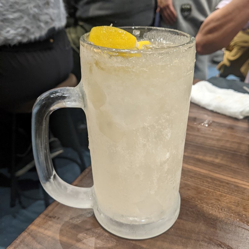 角レモンハイボール(ホルモン人生タロちゃん)