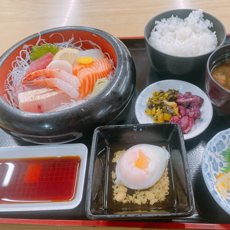 刺身定食(とれとれ横丁 )