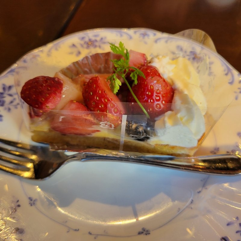 ケーキセット(鎌倉ハンバーグ 雪ノ茶屋)