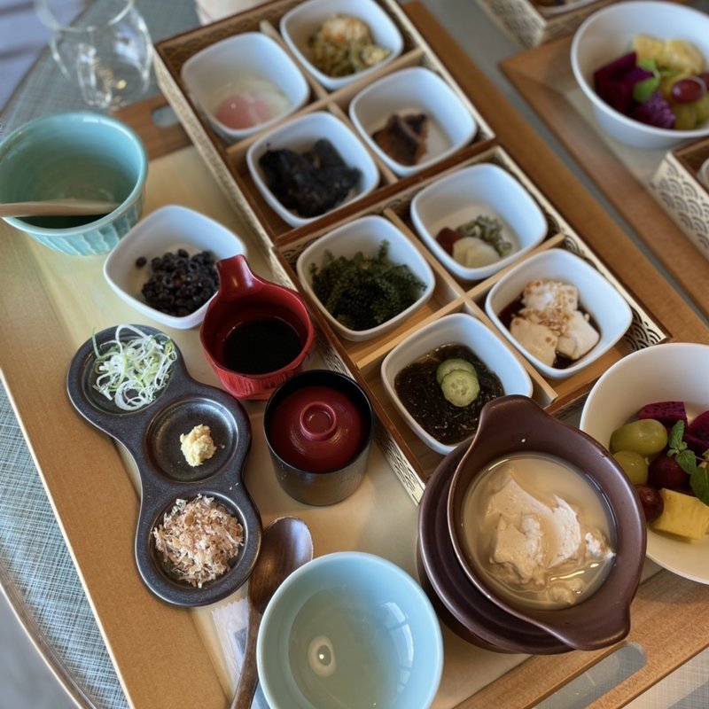 沖縄の長寿和朝食(HIYORI Ocean resort)