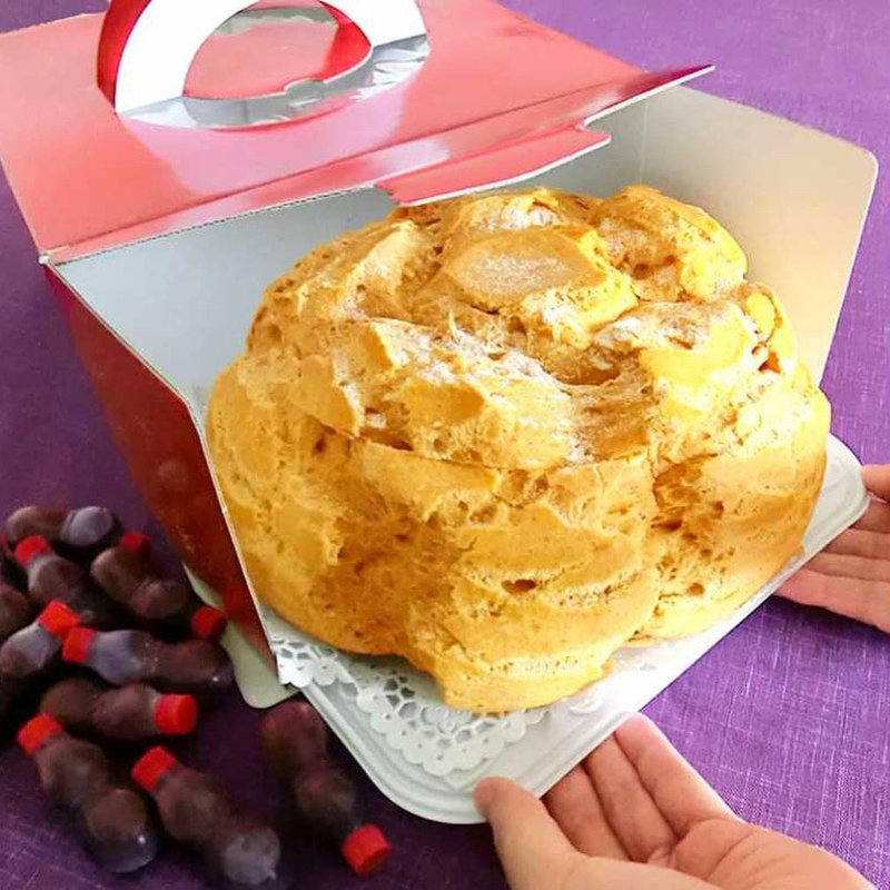 軍艦シュー(蜂の家 銀座本店 （ハチノヤ）)