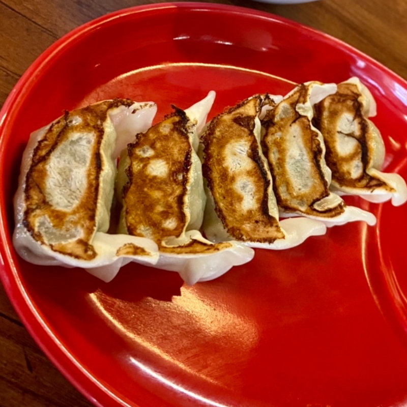 餃子(博多ラーメン 勝)