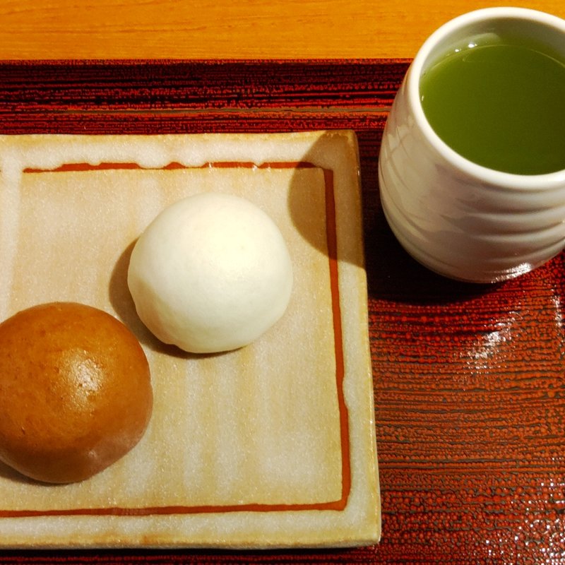 饅頭(住吉屋総本店)