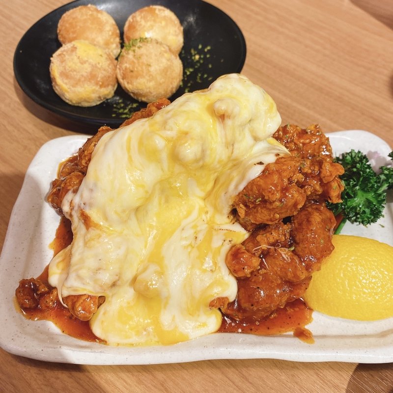 チーズヤンニョムチキン(ポンデポチャ)