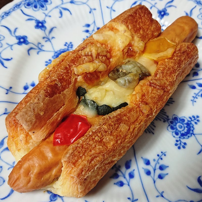 彩り野菜のソーセージデニッシュ(神戸屋キッチン EXPRESS アトレ川崎店)