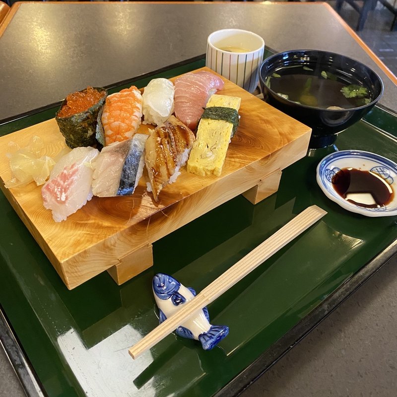 にぎりランチ(寿し処富田屋 )