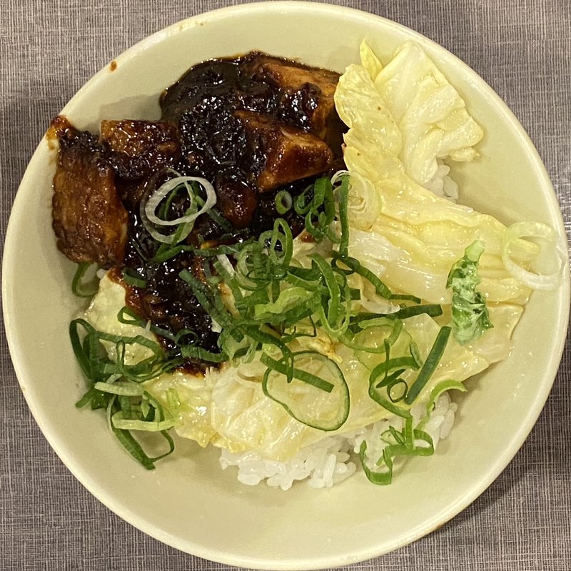 ゴロゴロチャーシューのきゃべとんごはん(熟成醤油ラーメン きゃべとん 横浜青葉台店)