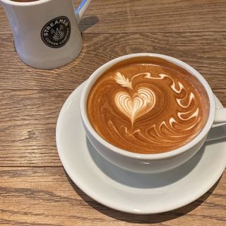 Streamer Latte(ストリーマー コーヒーカンパニー （STREAMER COFFEE COMPANY）)