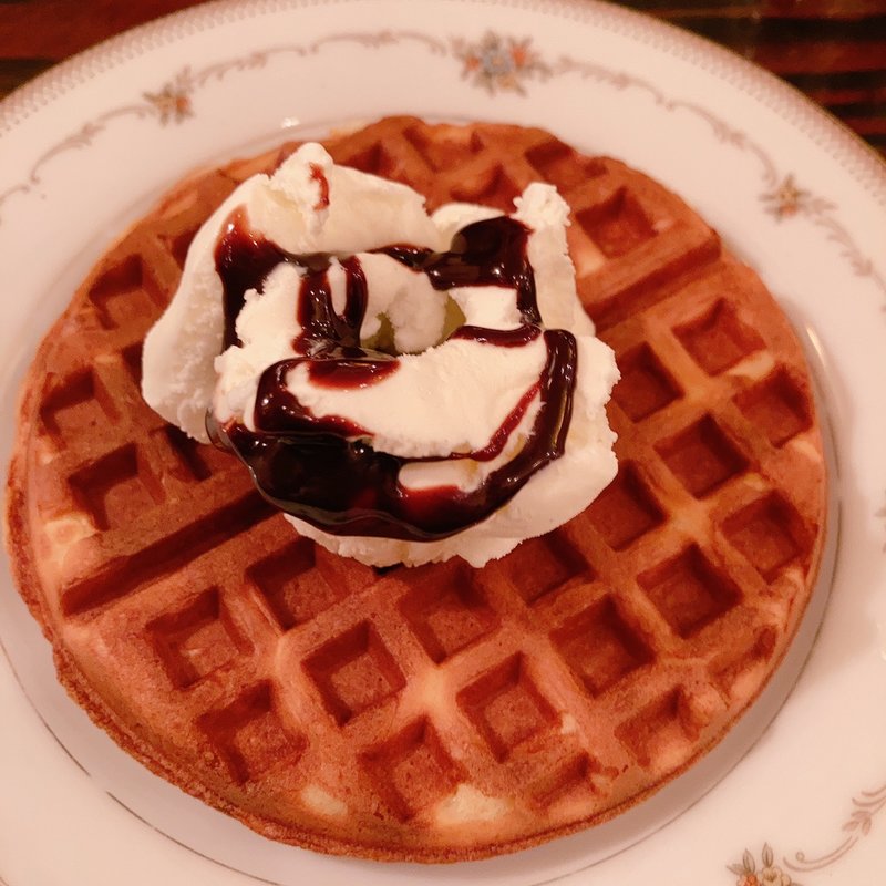 チョコアイスワッフル(カフェ・ド・ルトン)