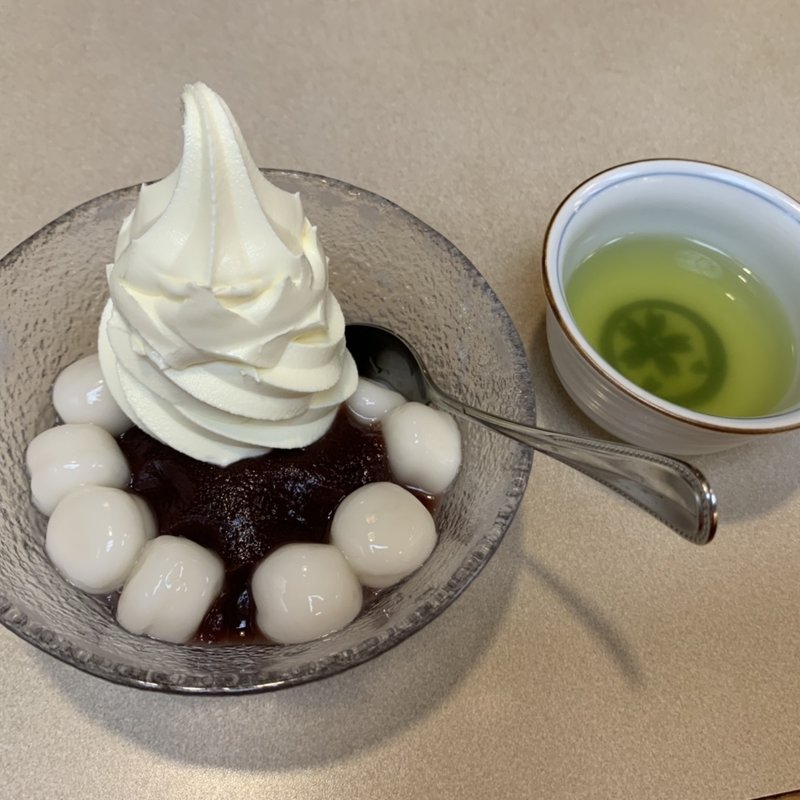 クリーム白玉ぜんざい(あんみつ　みはし　上野本店)