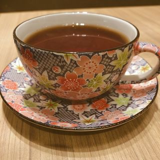 紅茶(CAFE＆BAKERY MIYABI 神保町店 （カフェ アンド ベーカリー ミヤビ）)