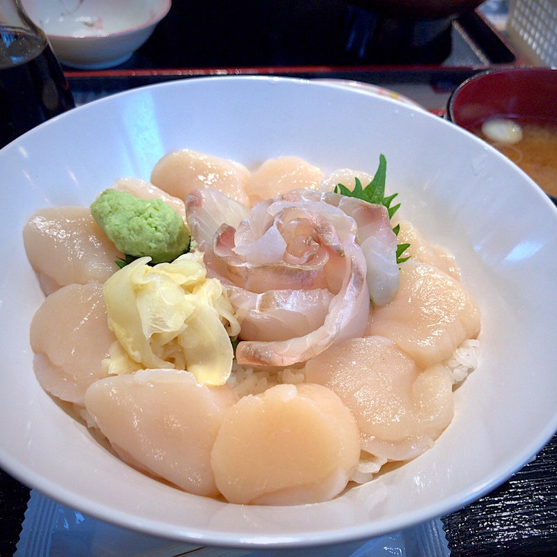 白薔薇(お魚いちば おかせい)