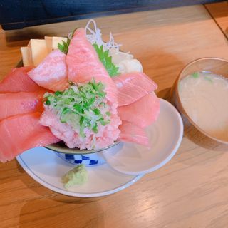 特上マグロ盛り(神保町　すしわさび)