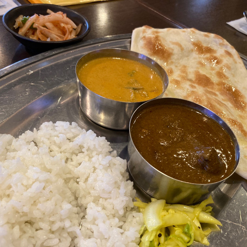 マトンカレー+ナブラタンコルマ(アンジュナ)