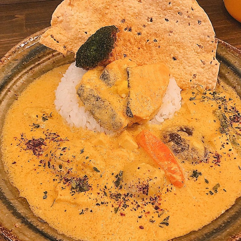 石狩鍋風の、ごろっと具沢山カレー(ナブラタンコルマ)(らんらんルー)