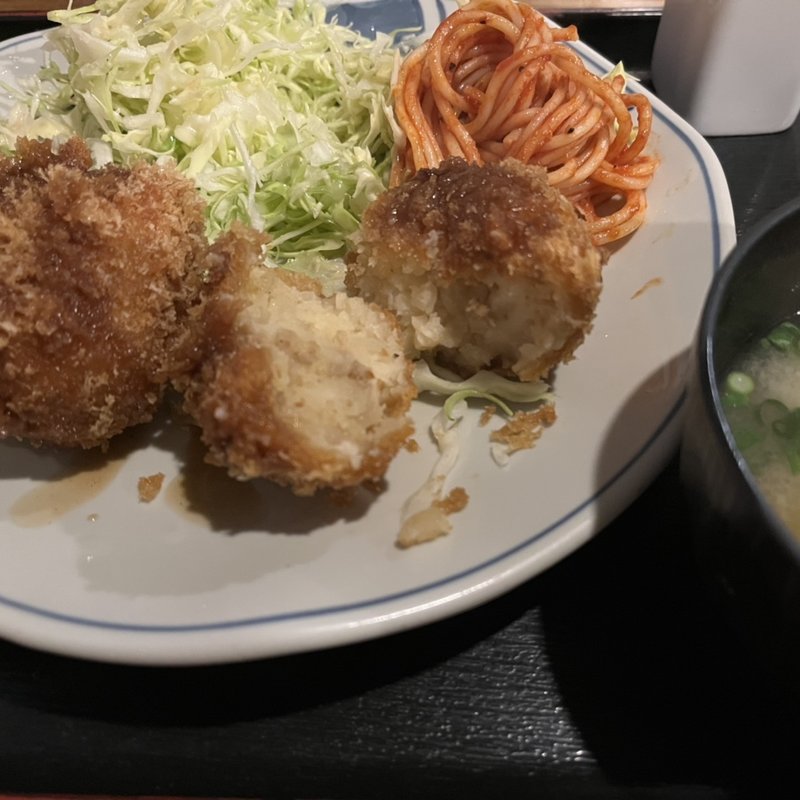 コロッケ定食(山角)