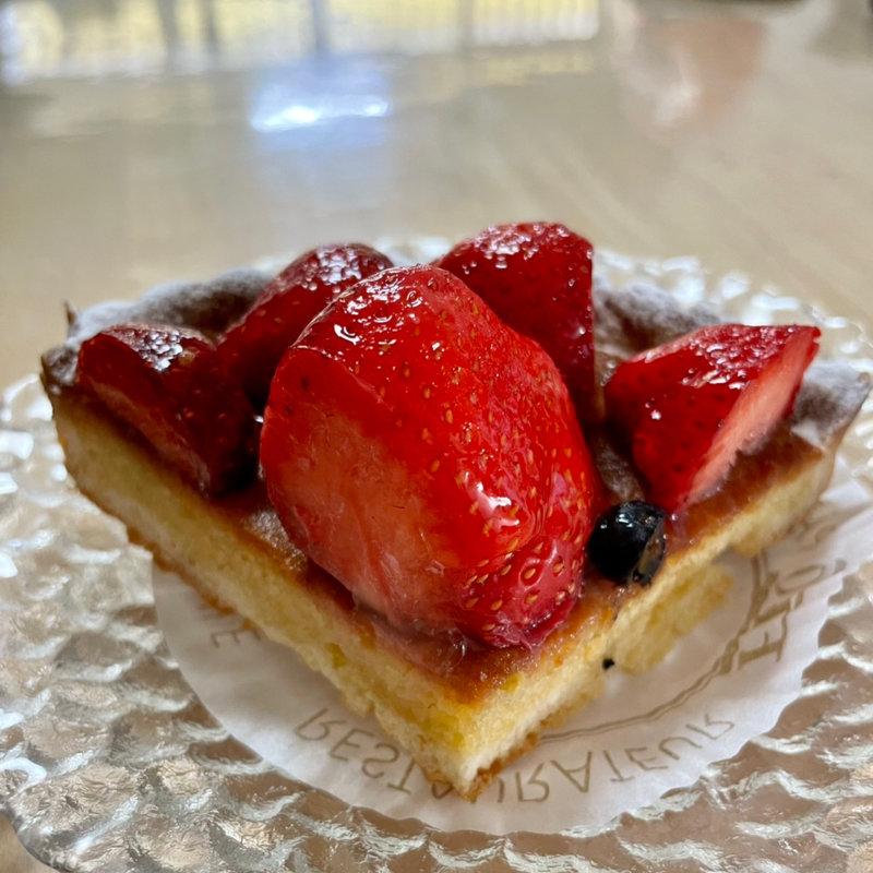いちごタルト(FLOプレステージュ エキアプレミエ和光店)